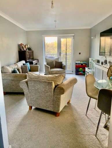 3 bed floor 3 apartment/flat