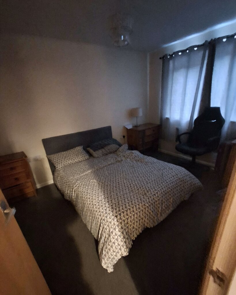 Photo 4 of Peterborough property