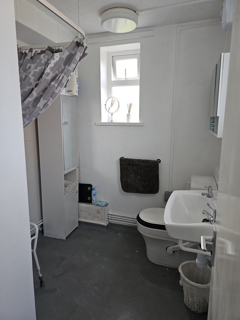 Photo 3 of Great Yarmouth property