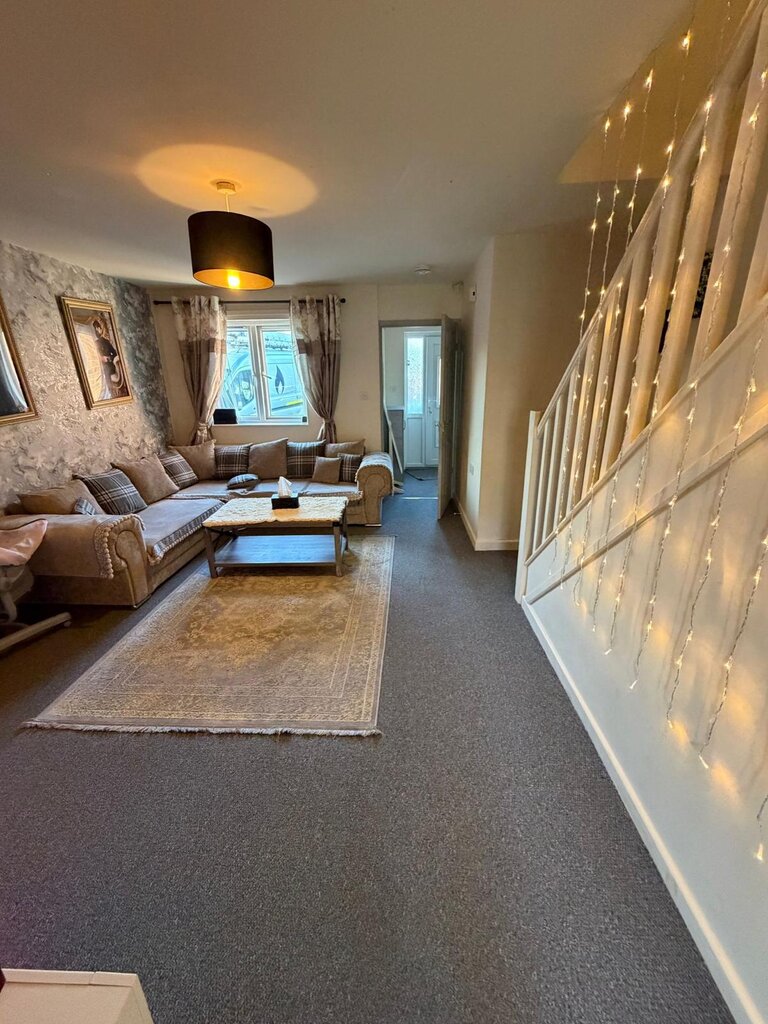Photo 3 of Liverpool property