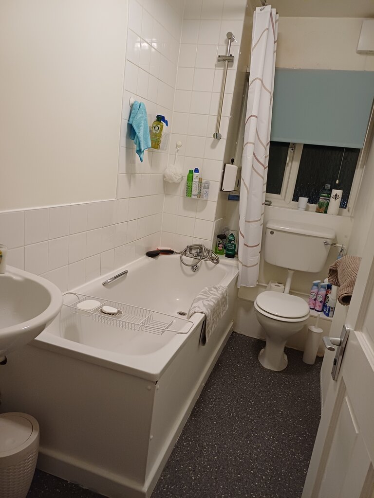 Photo 3 of Sutton property