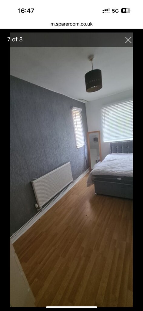 Photo 4 of London property