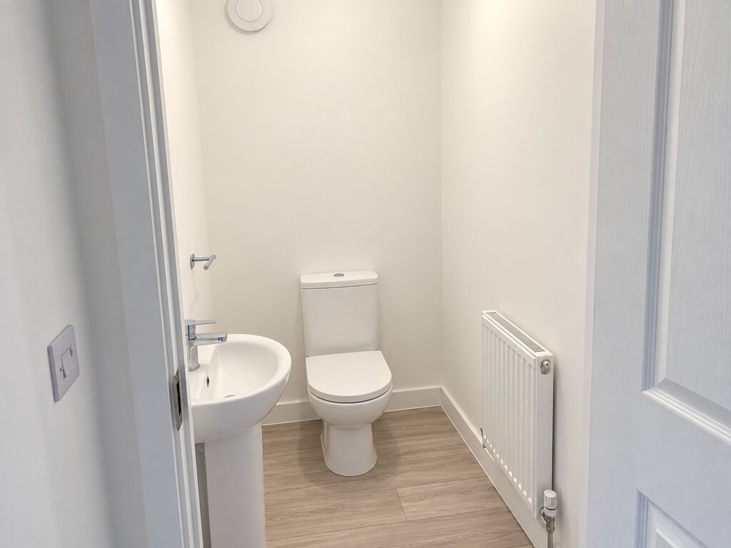 Photo 4 of March property