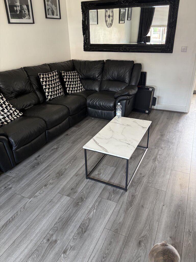 Photo 5 of Manchester property