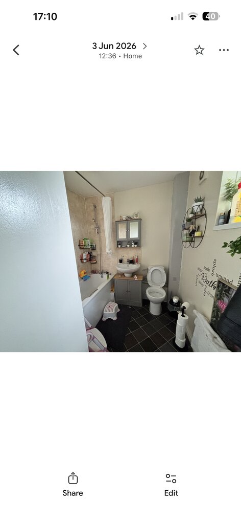 Photo 3 of Huddersfield property