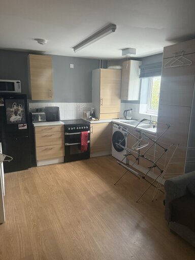 1 bed ground floor apartment/flat
