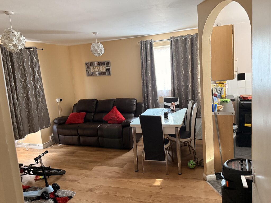 Photo 1 of London property