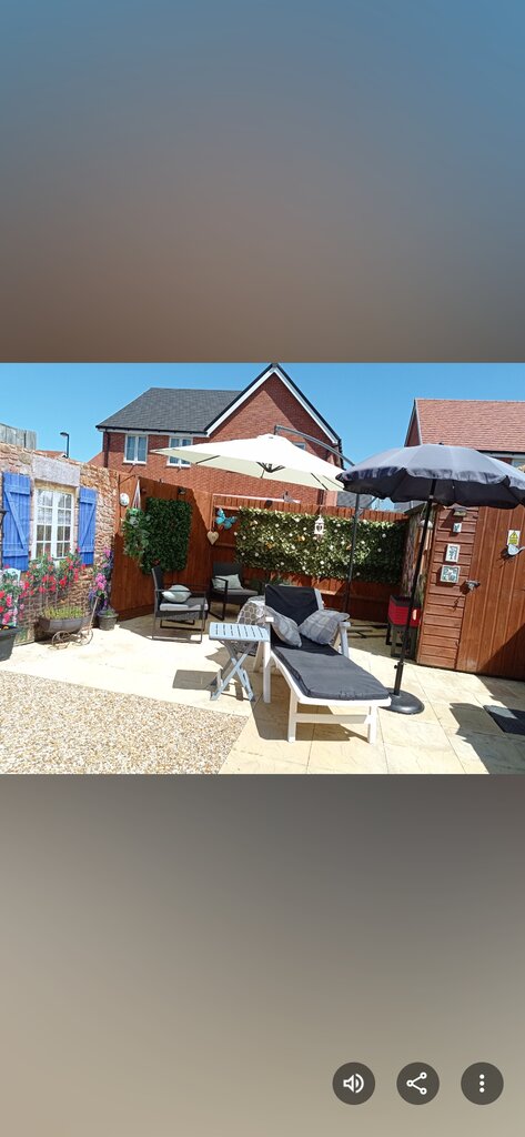 Photo 4 of Bracklesham Bay property