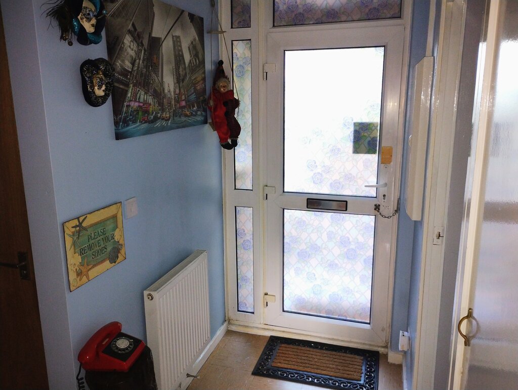 Photo 3 of Horsham property