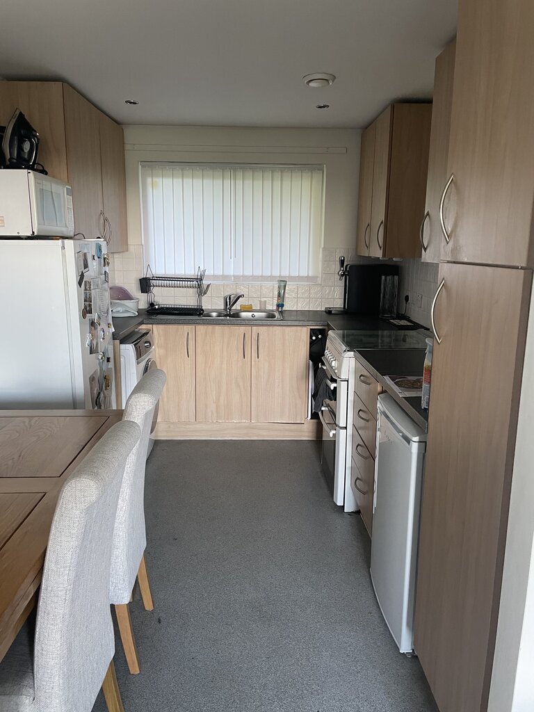Photo 4 of Leeds property