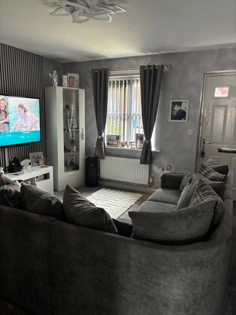 Photo 2 of Sandwelll property