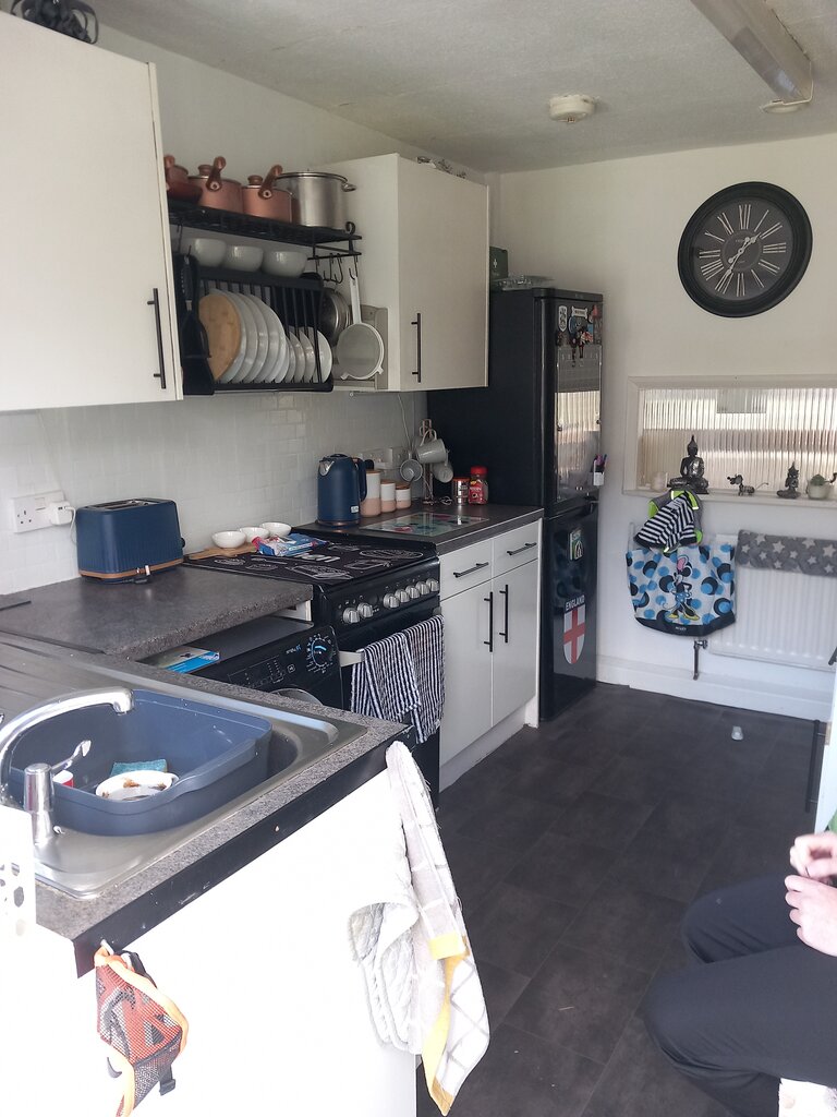 Photo 4 of Huddersfield property