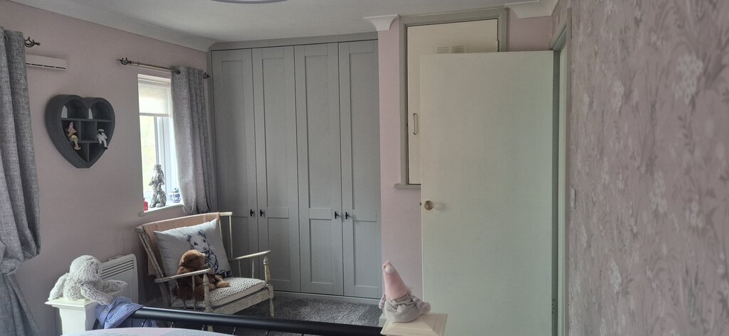 Photo 5 of Sudbury property