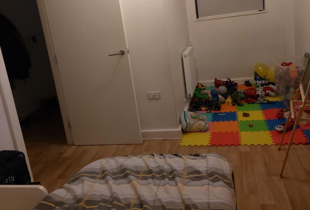 Photo 2 of London property