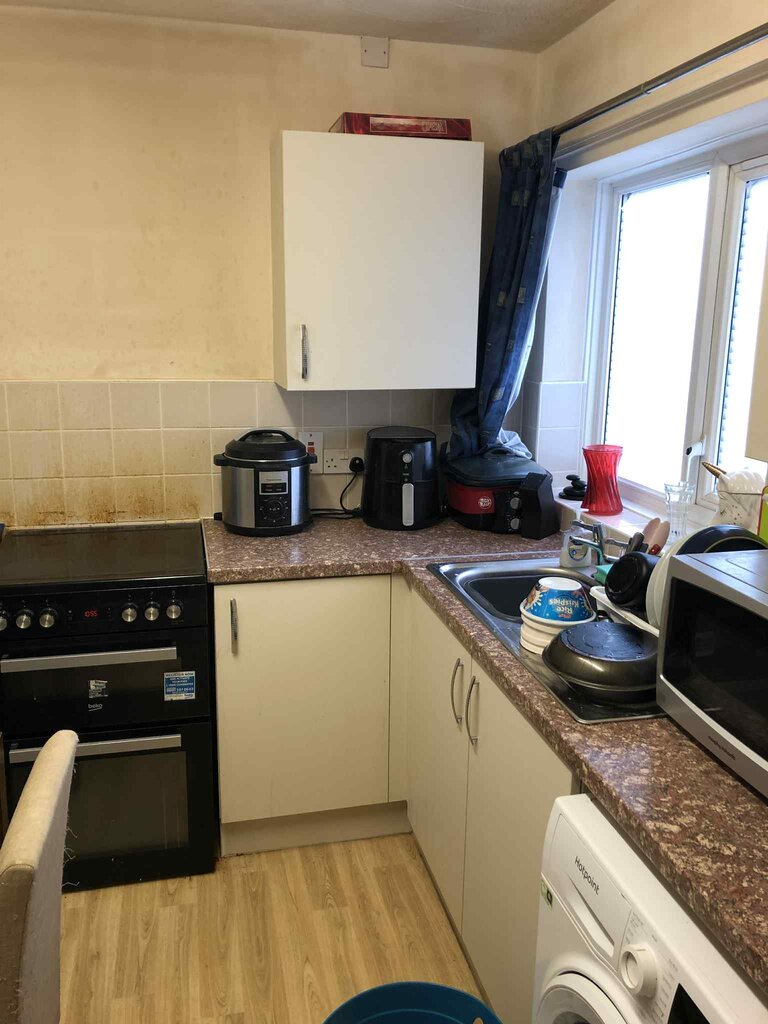 Photo 3 of Weston-Super-Mare property