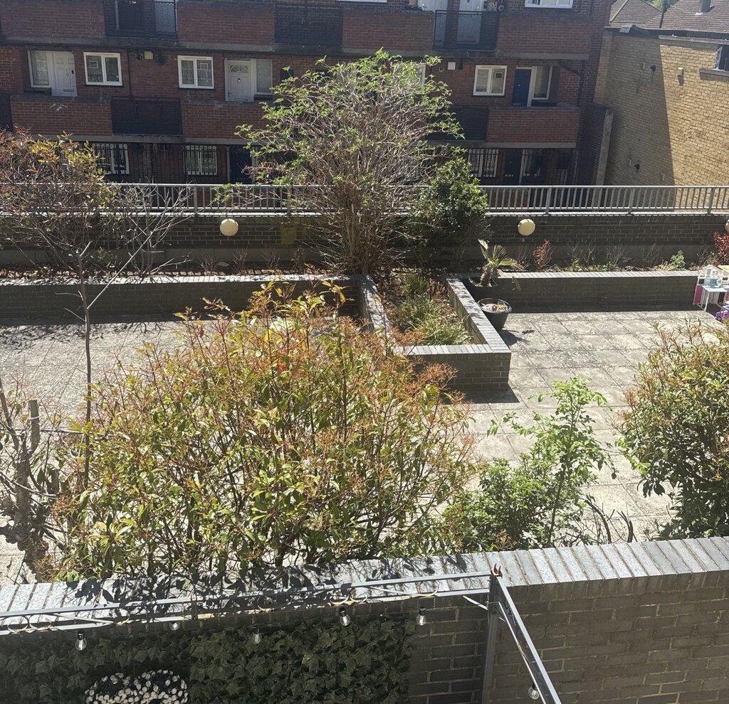 Photo 2 of London property