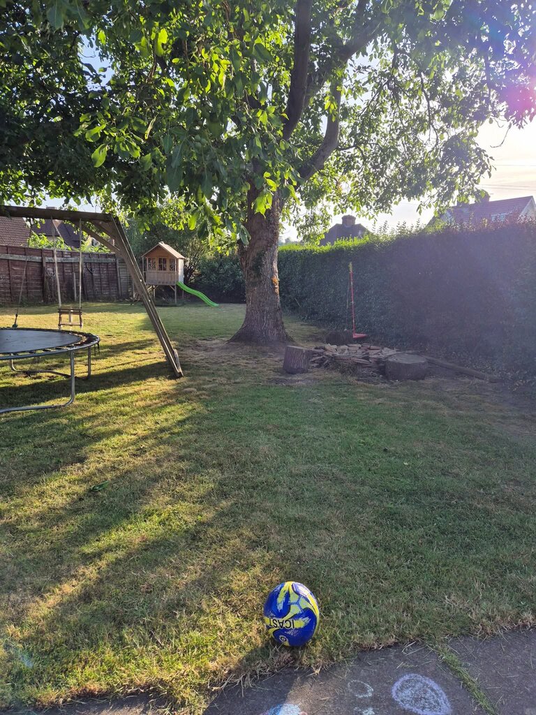 Photo 3 of Godalming property