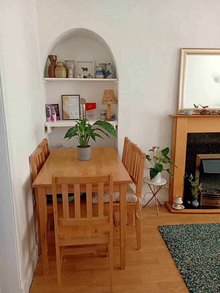 Photo 4 of Abernethy property