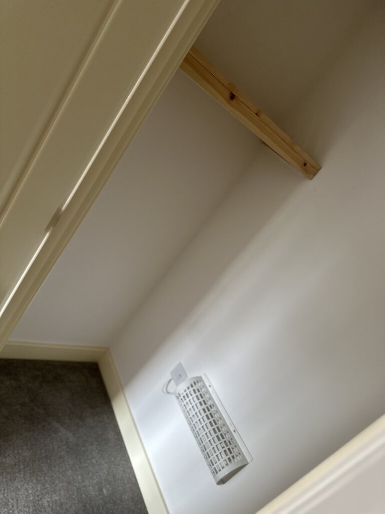 Photo 5 of Warsash property