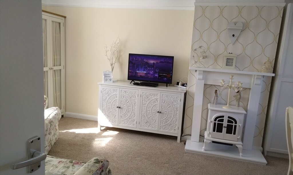 Photo 3 of Leiston property