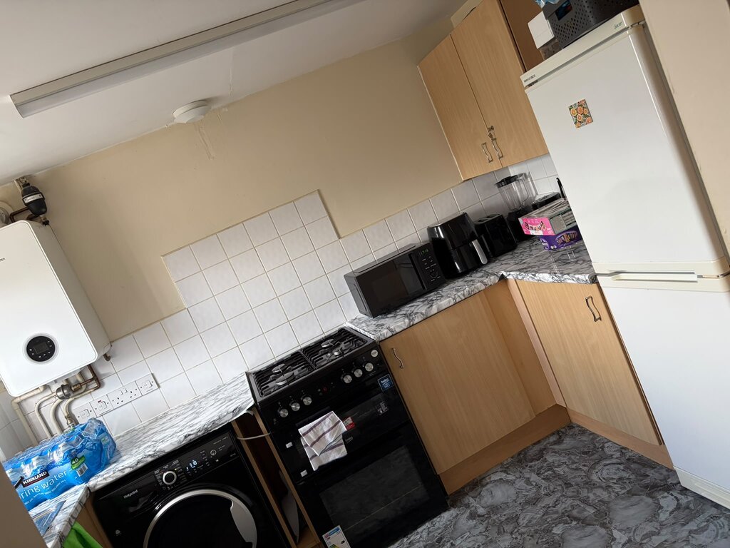 Photo 2 of Coventry property