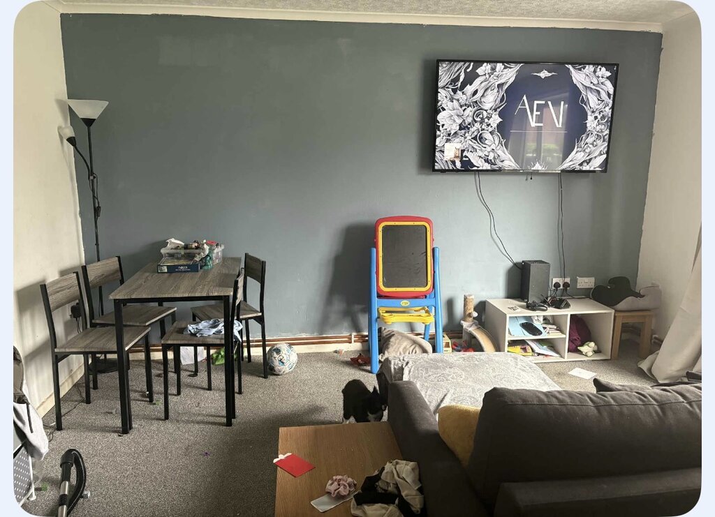 Photo 5 of Preston property