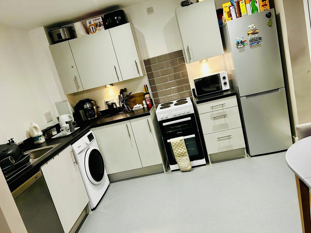 Photo 3 of Stoke-On-Trent property
