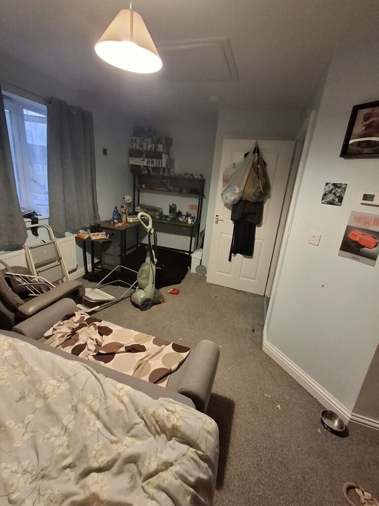 Photo 4 of Peterborough property