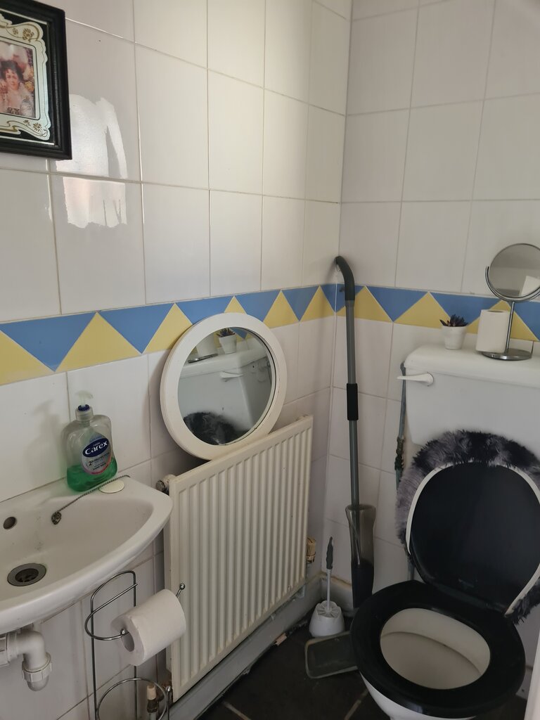Photo 3 of Peterborough property