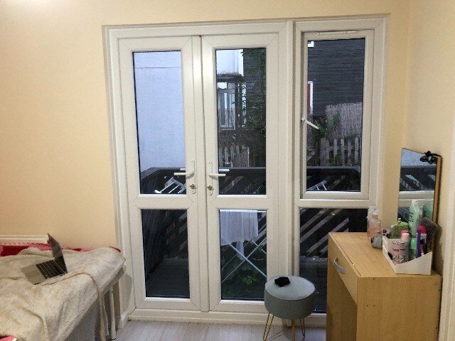 Photo 5 of London property