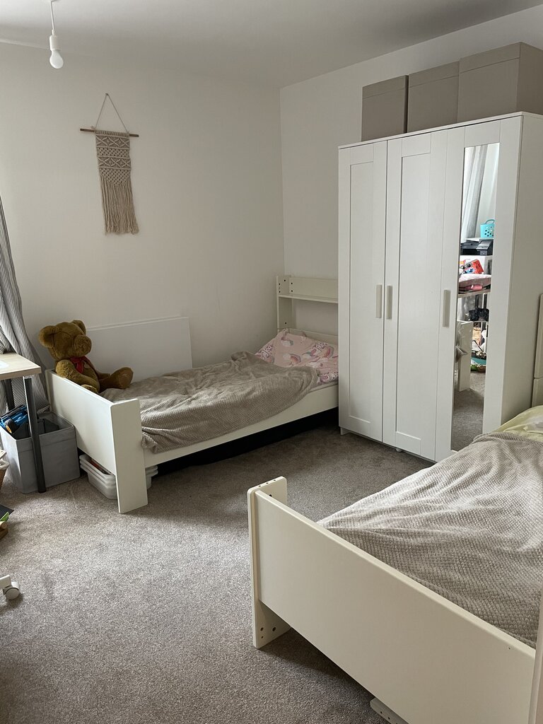 Photo 4 of London property