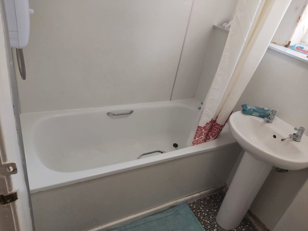 Photo 4 of Aberdeen property