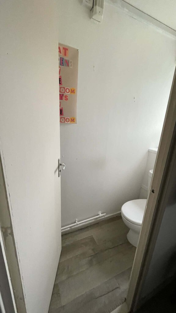 Photo 3 of Nottingham property