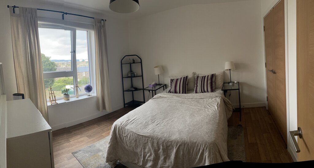 Photo 2 of Edinburgh property