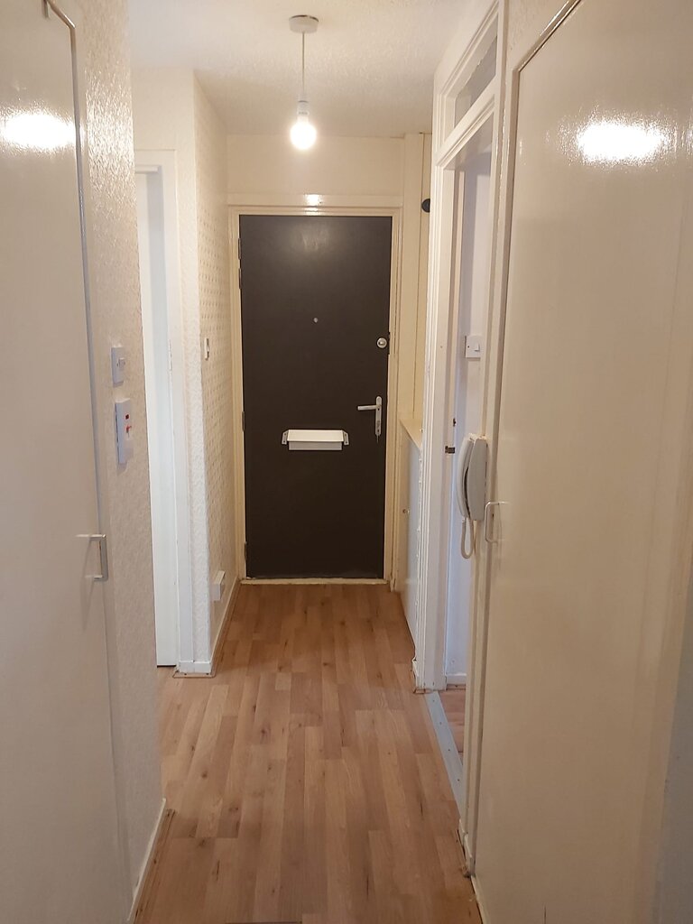 Photo 3 of Aberdeen property