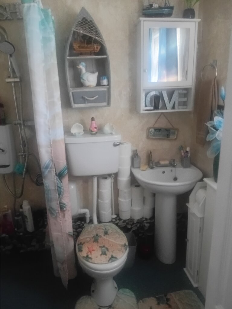 Photo 2 of Leeds property