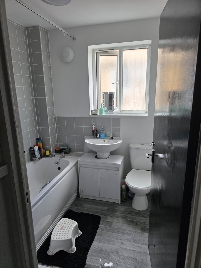 Photo 4 of Smethwick property