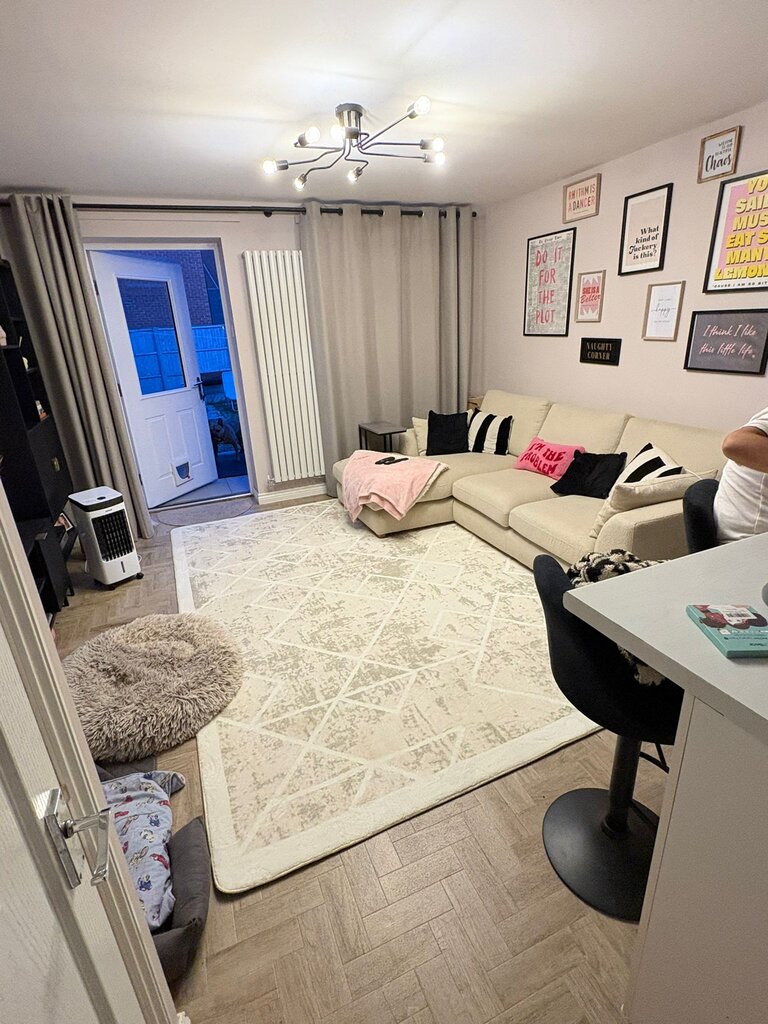 Photo 4 of Milton Keynes property