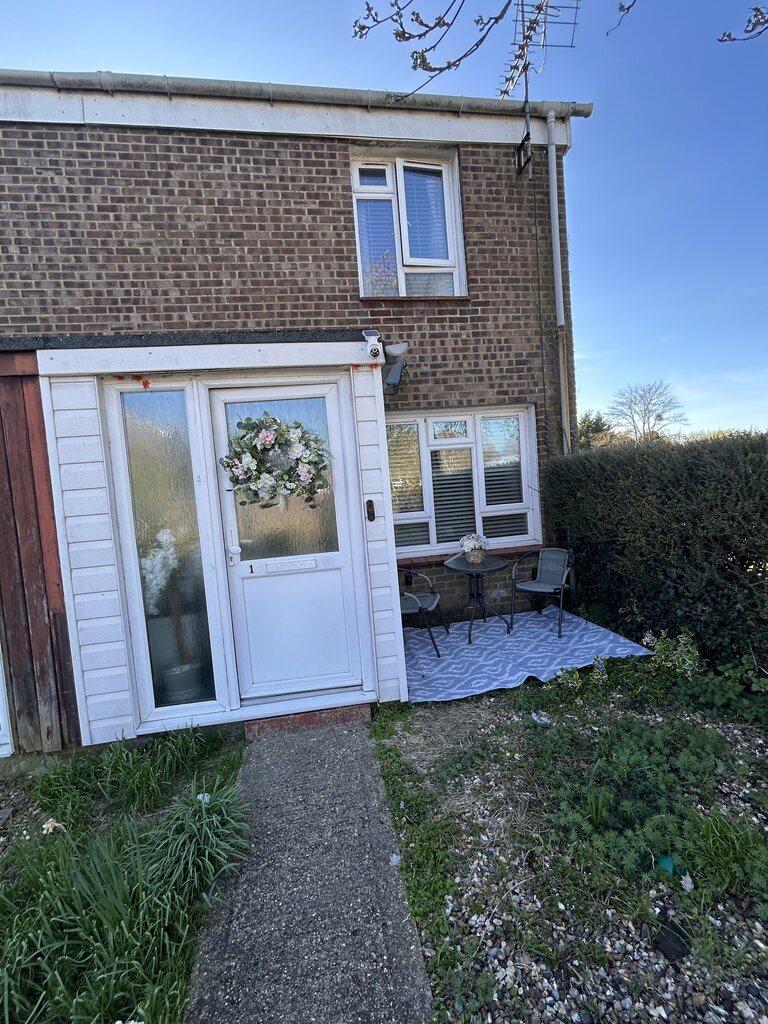 Photo 2 of Tring property