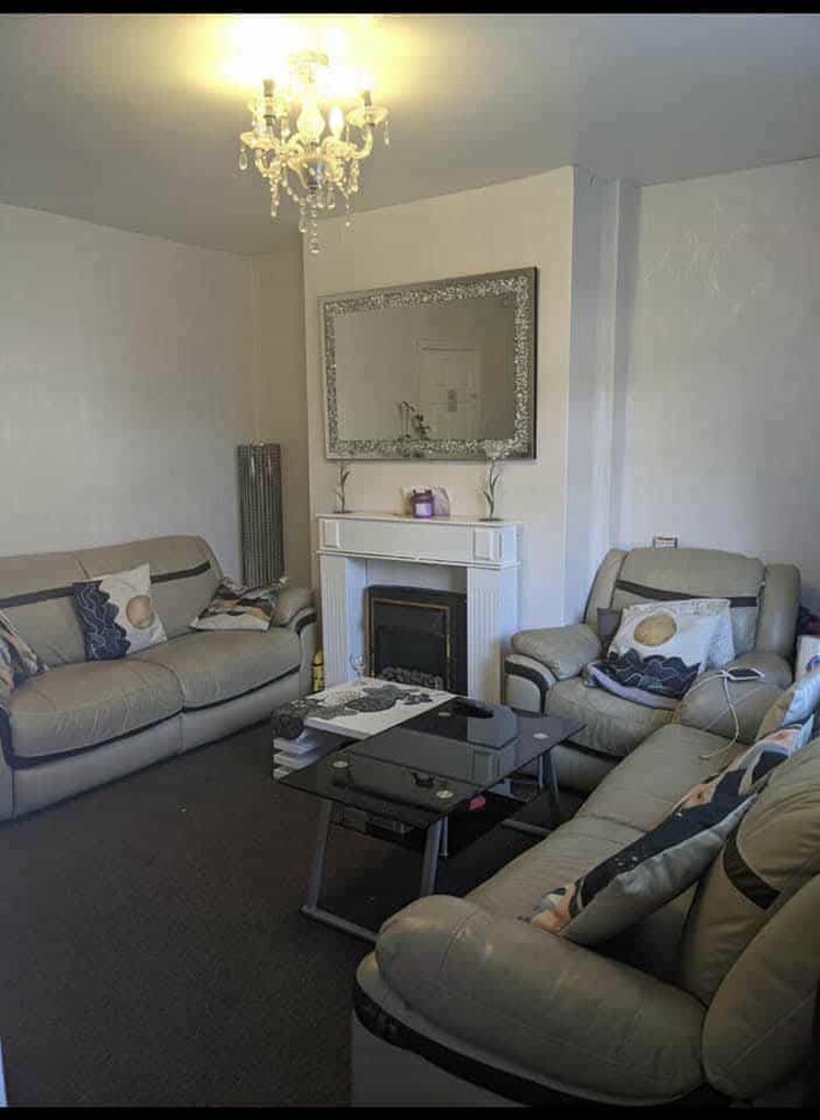 Photo 1 of / property