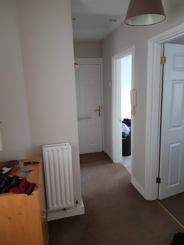 Photo 4 of Watford property
