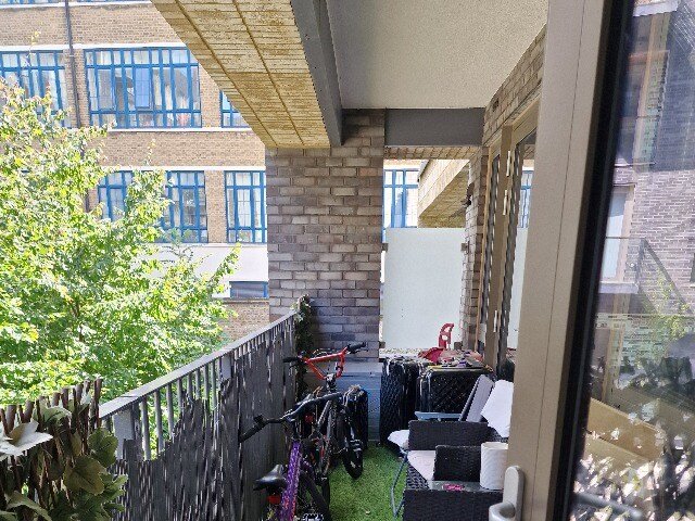 Photo 2 of Bermondsey property