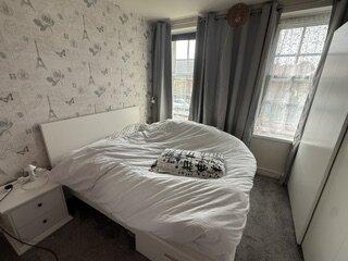 Photo 3 of London property