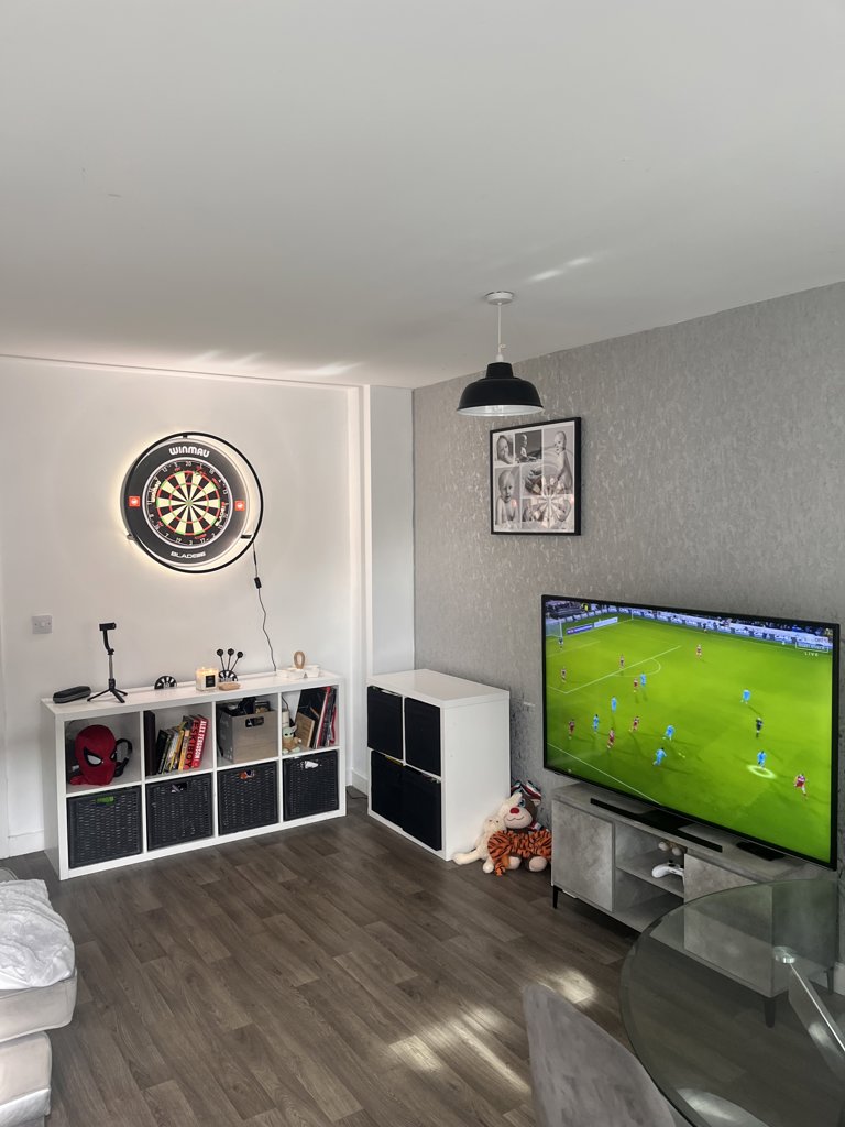 Photo 4 of Peterborough property