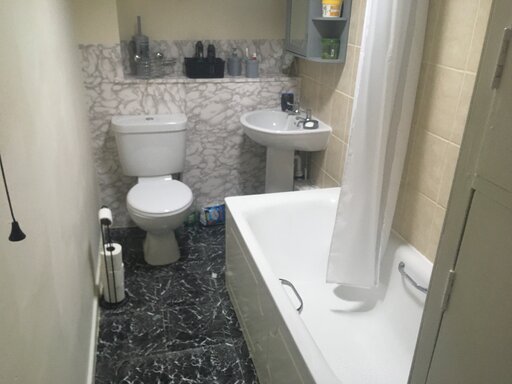 1 bed ground floor apartment/flat