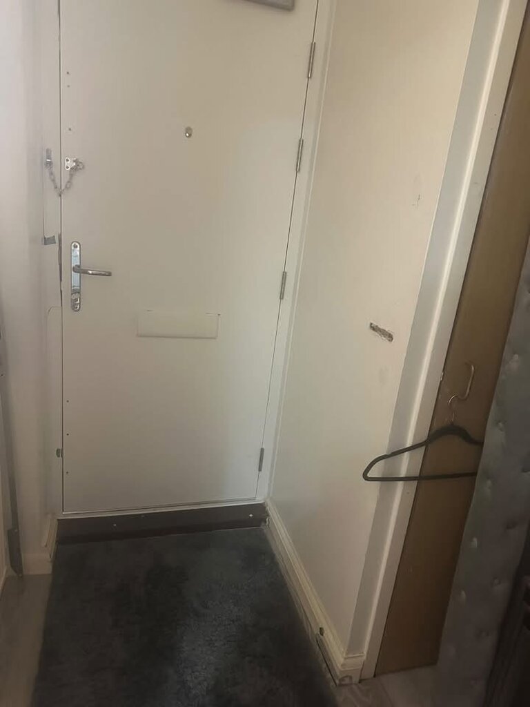 Photo 4 of Wimbledon property