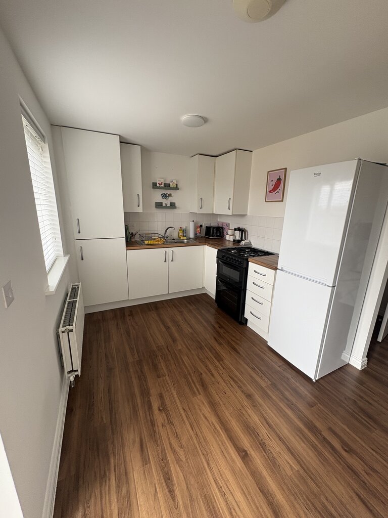 Photo 3 of Syston property