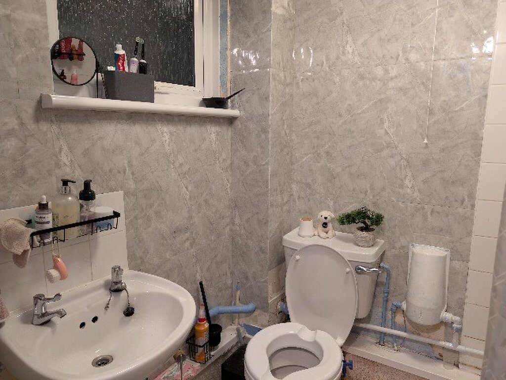 Photo 5 of Coventry property