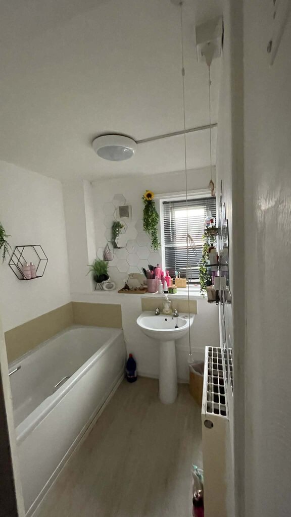 Photo 4 of Nottingham property