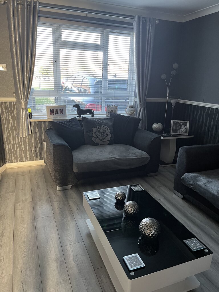 Photo 3 of Borehamwood property